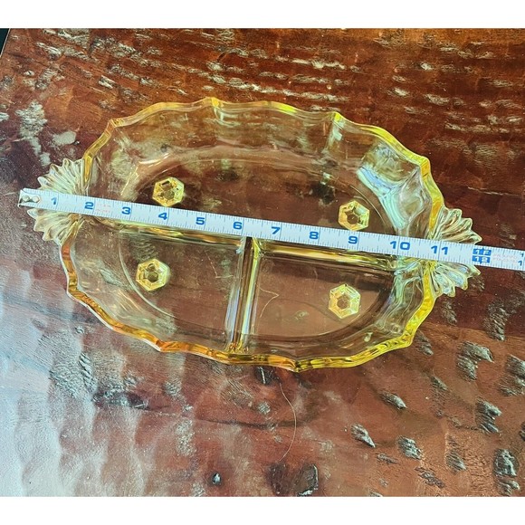 FOSTORIA BAROQUE #2496 TOPAZ 4 TOED 2 PART 7 7/8" RELISH DISH 1937-1942 - Picture 3 of 6